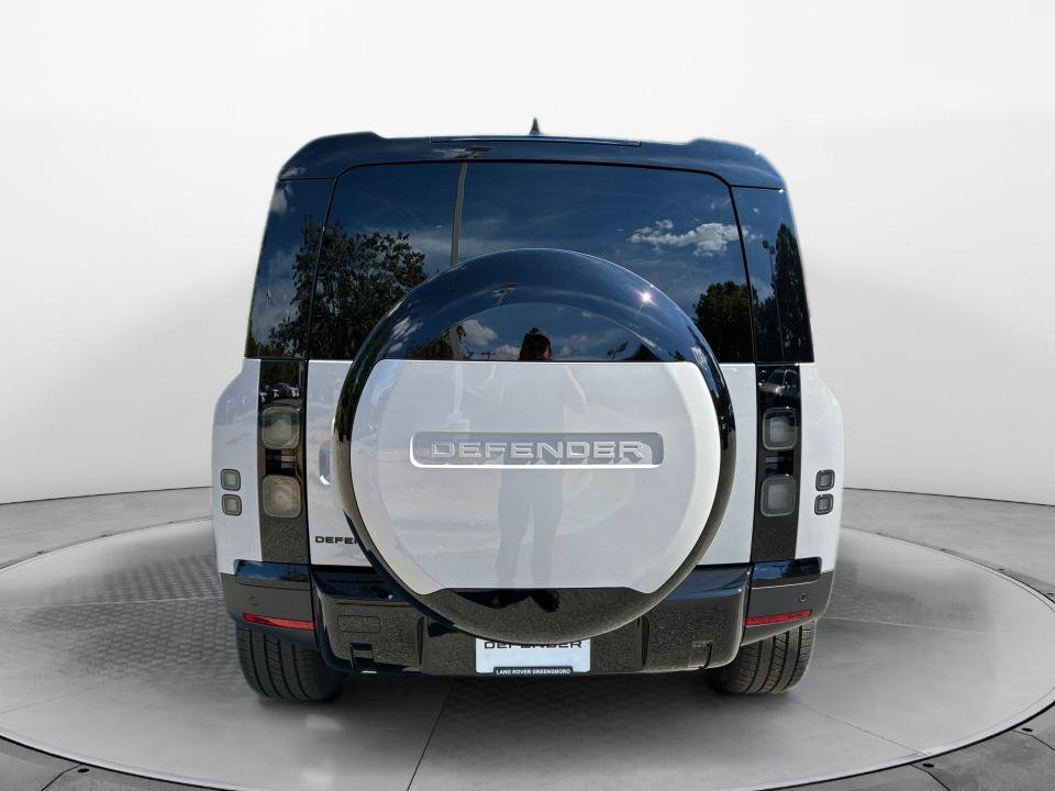 New 2026 Land Rover Defender 110 S AWD/4WD image 14