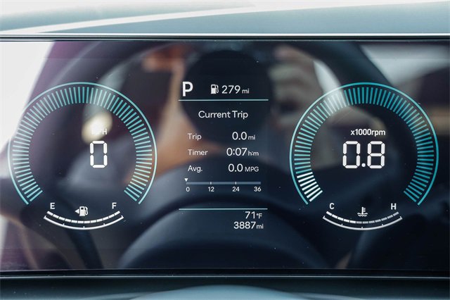 Certified 2025 Hyundai Santa Cruz SE image 26