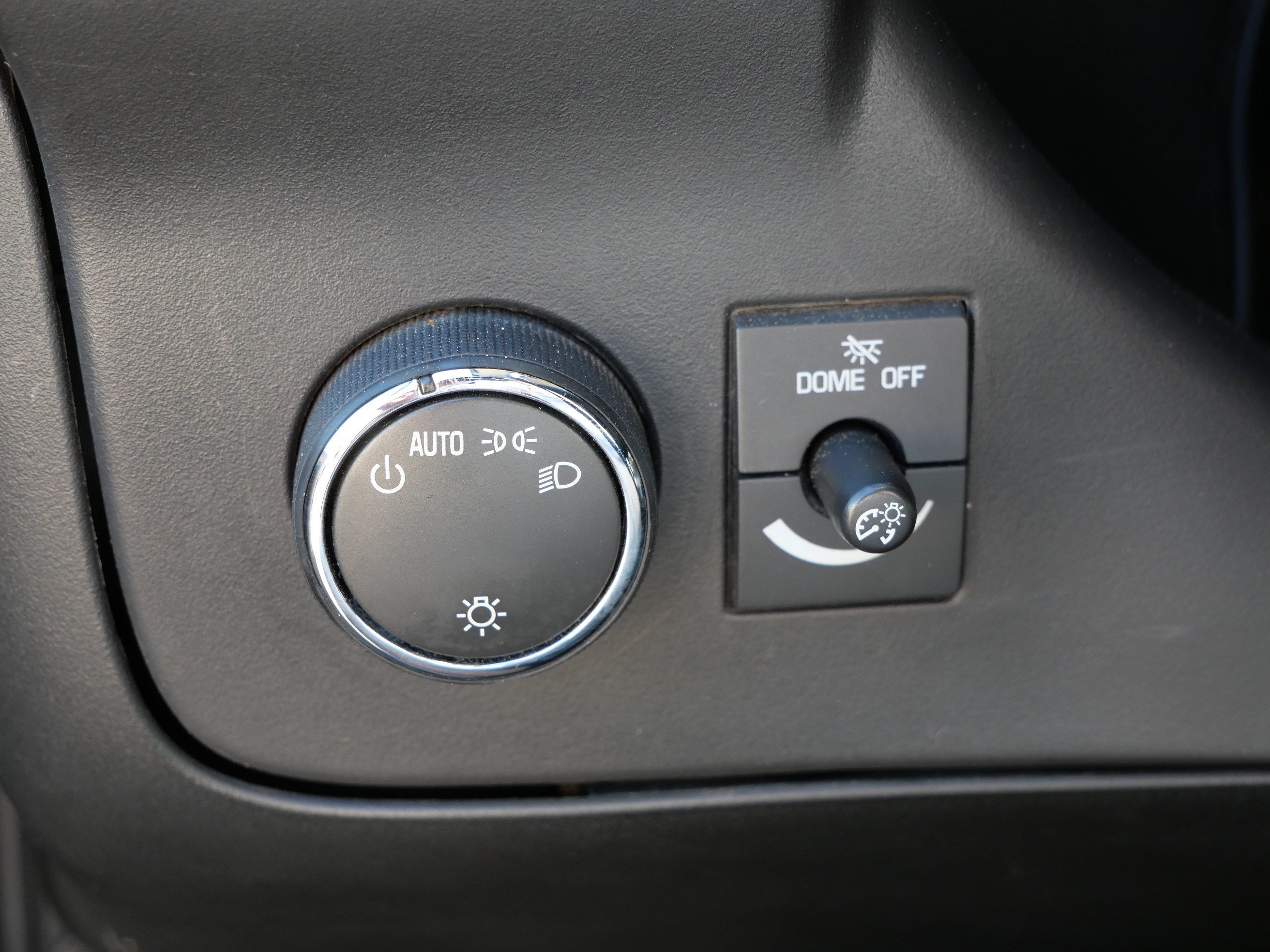 Used 2017 Chevrolet Express 2500 RWD image 26