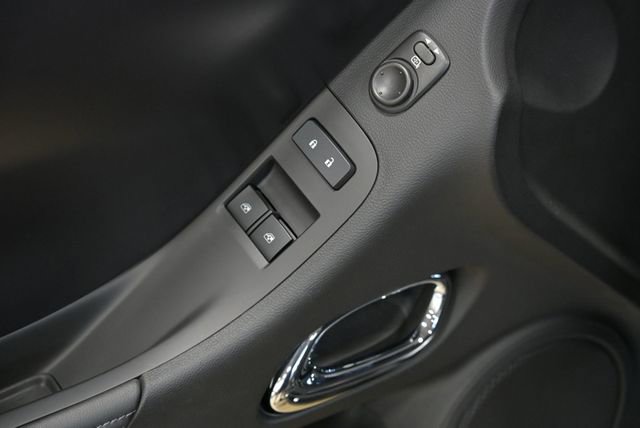 Used 2015 Chevrolet Camaro Z/28 RWD image 28