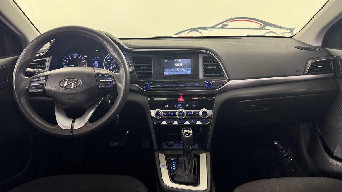 Used 2020 Hyundai Elantra SE w/ Cargo Package (C1) FWD image 30