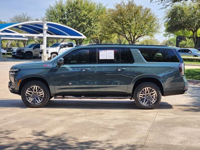 Used 2026 Chevrolet Suburban Z71 w/ Comfort Package image 12