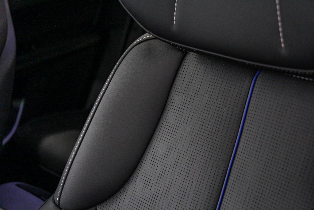 Used 2025 Cadillac Lyriq Sport image 25