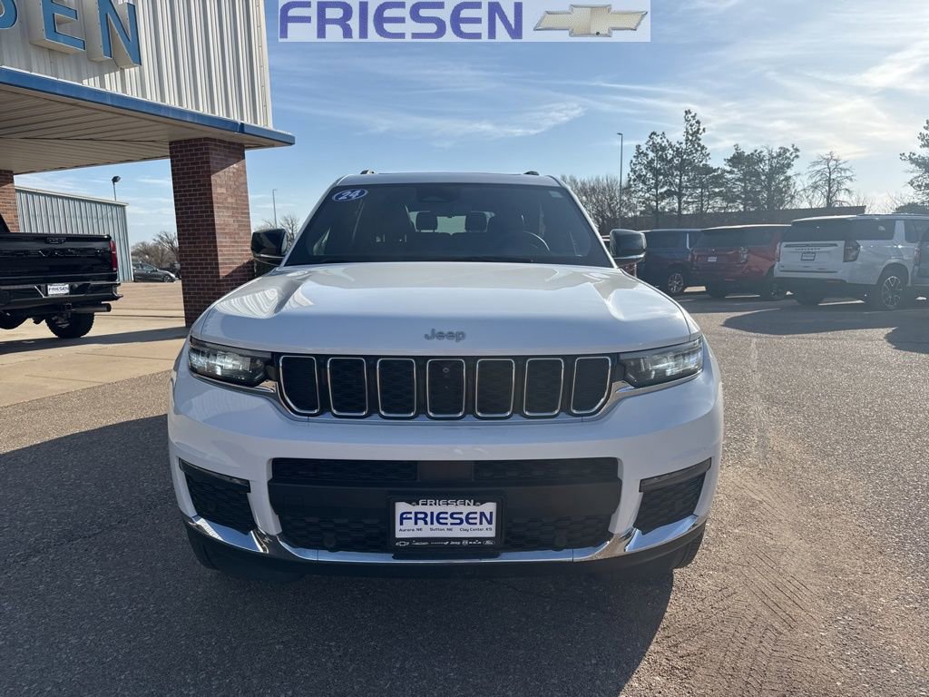 Used 2024 Jeep Grand Cherokee L Limited w/ Luxury Tech Group II image 8