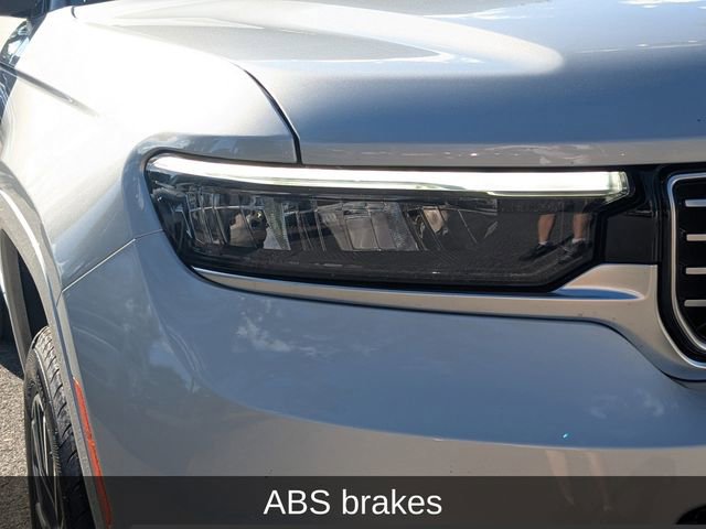 Used 2024 Jeep Grand Cherokee L Summit image 11