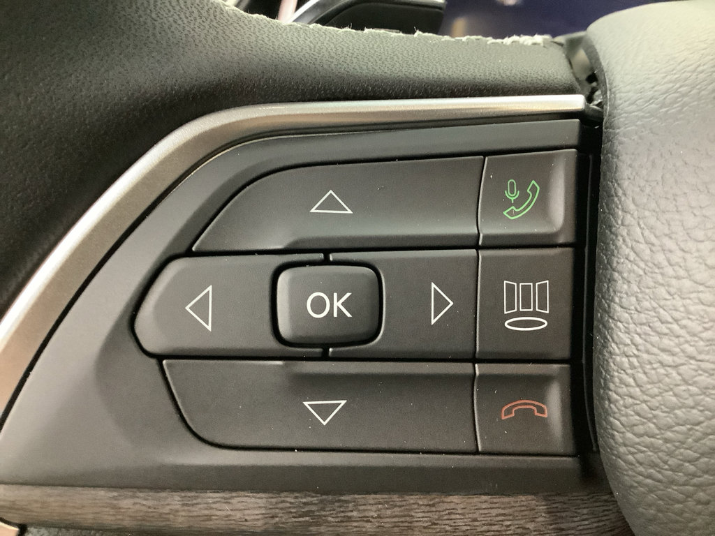 New 2025 Jeep Grand Cherokee L Limited image 16