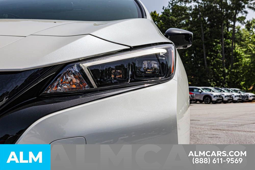 Used 2025 Nissan Leaf SV Plus image 18