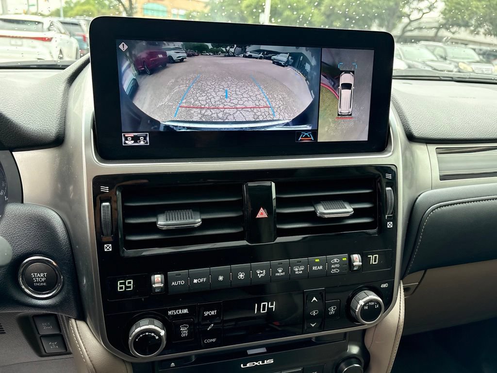 Certified 2022 Lexus GX 460 Luxury w/ Off Road Package AWD/4WD image 15