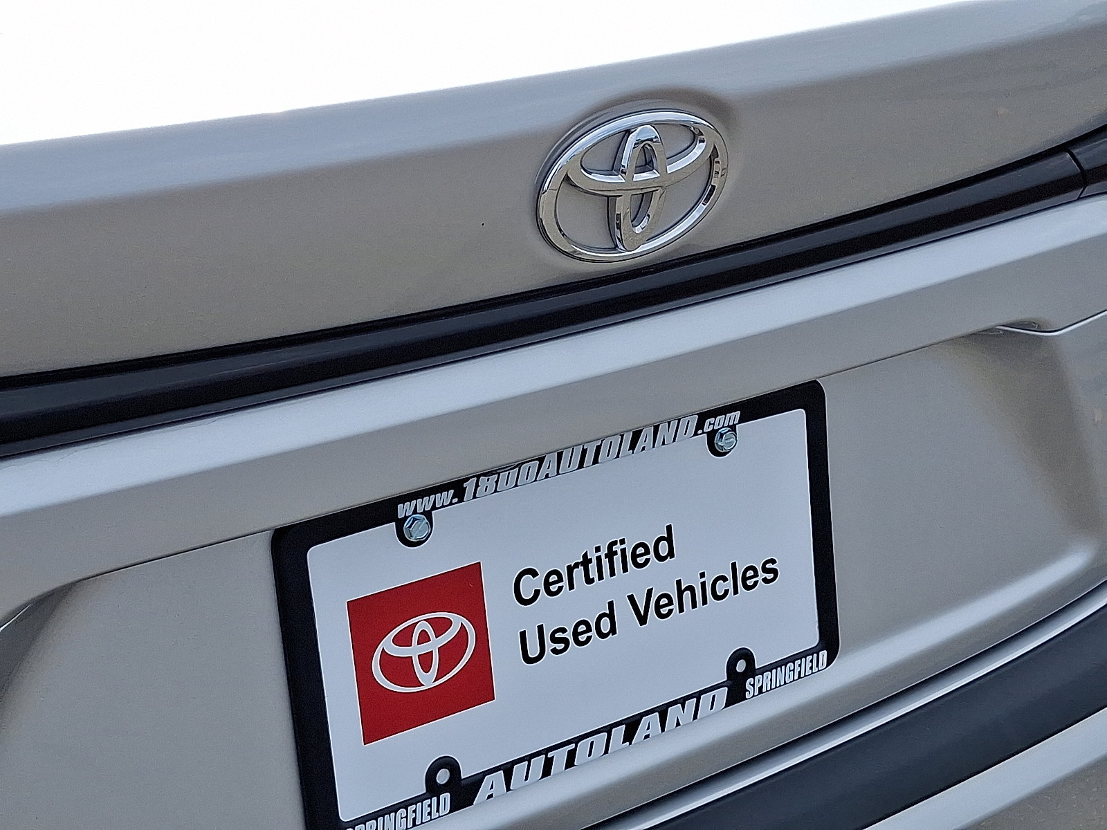 Certified 2025 Toyota Corolla LE FWD image 30