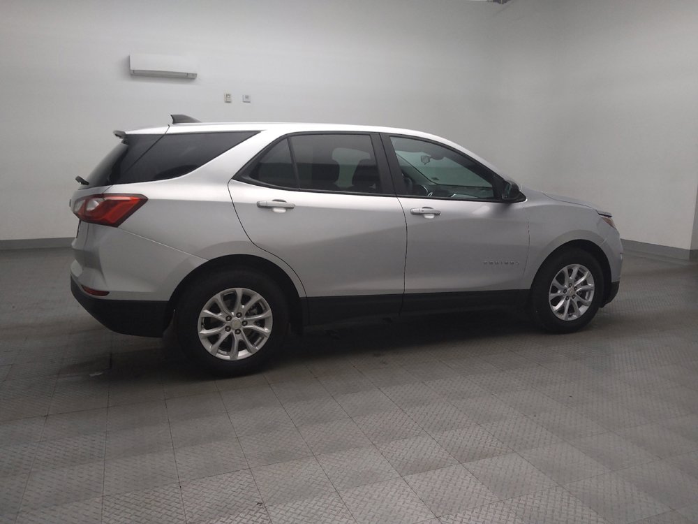 Used 2021 Chevrolet Equinox LS w/ LS Convenience Package FWD image 10