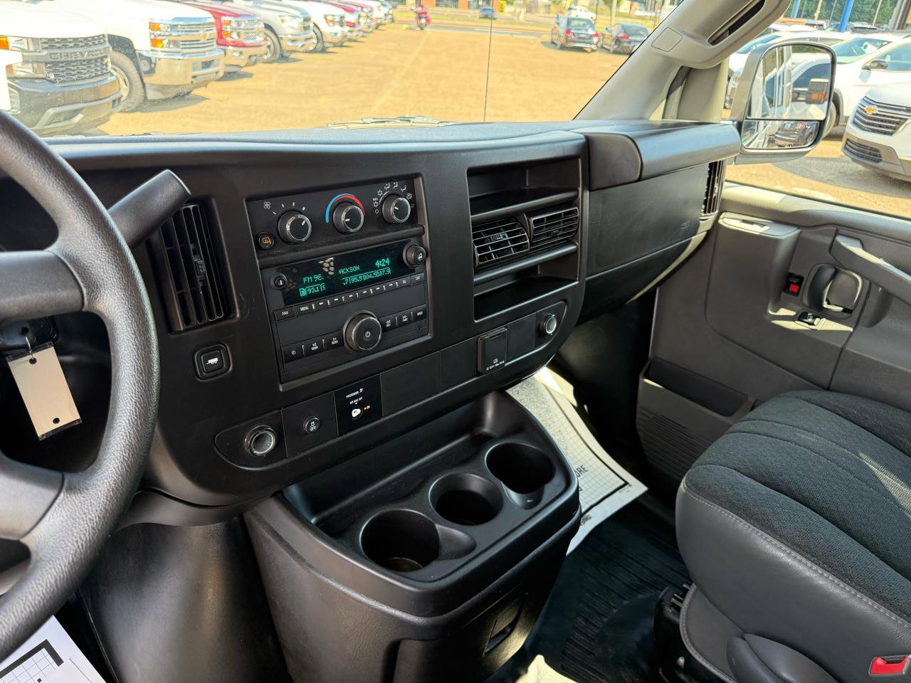 Used 2023 GMC Savana 2500 w/ Driver Convenience Package RWD image 12