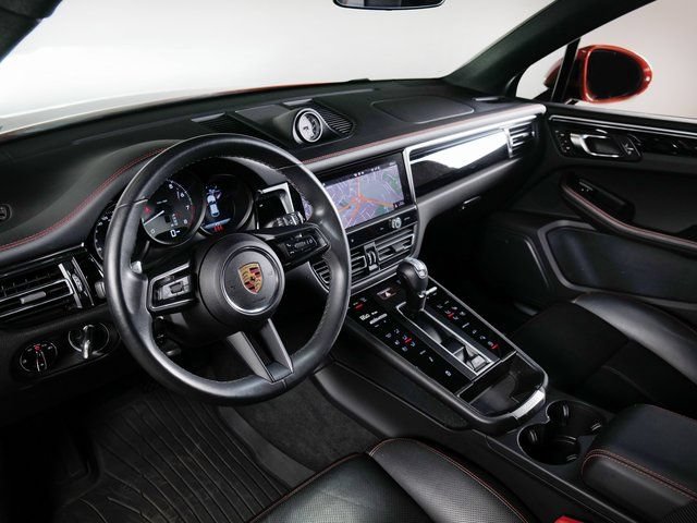 Certified 2024 Porsche Macan S AWD/4WD image 14