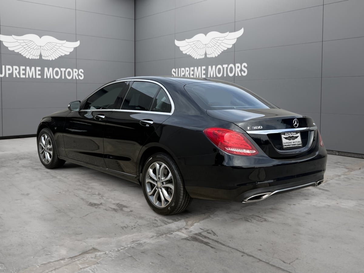 Used 2015 Mercedes-Benz C 300 4MATIC Sedan image 3