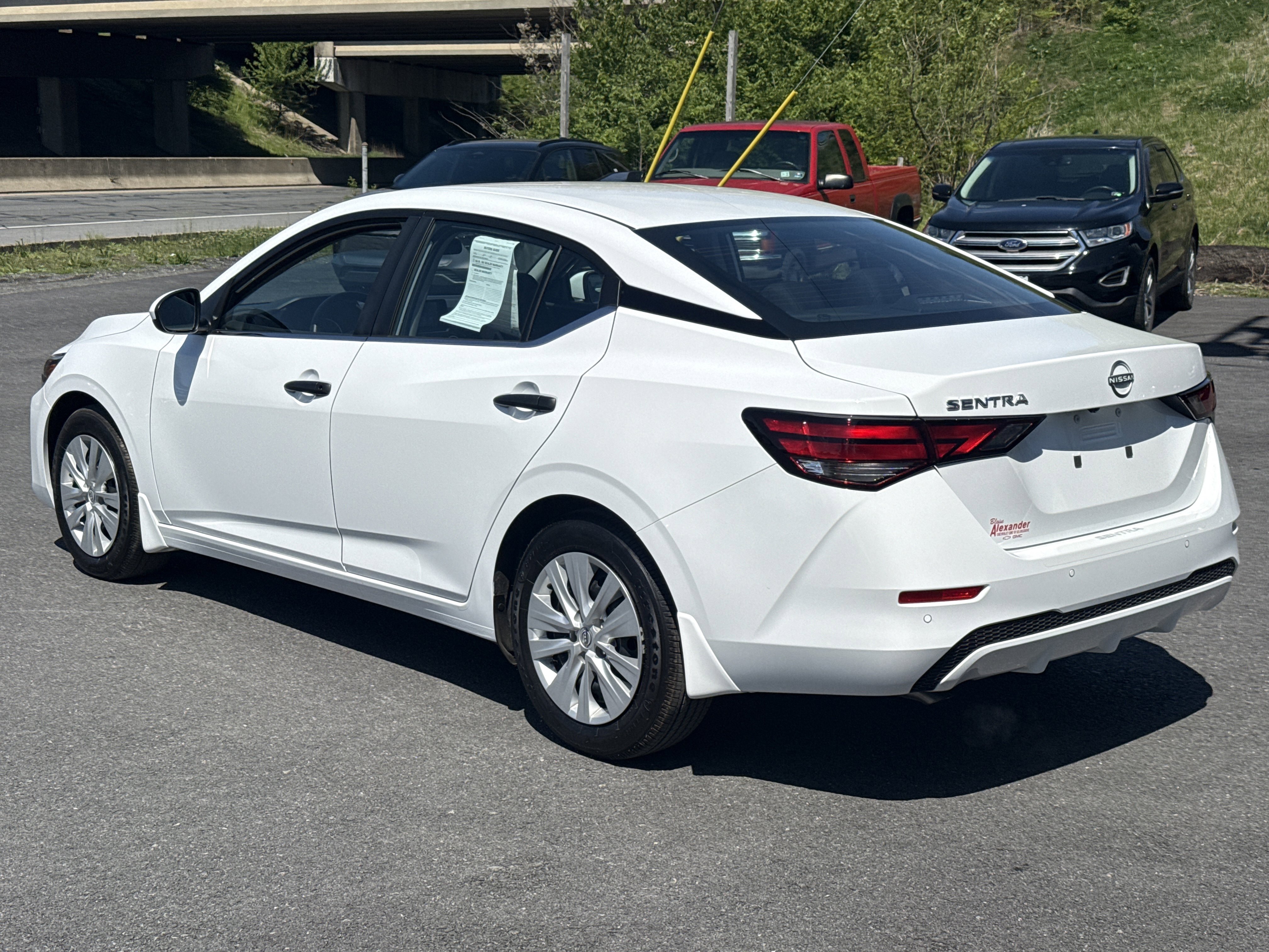 Used 2025 Nissan Sentra S image 7