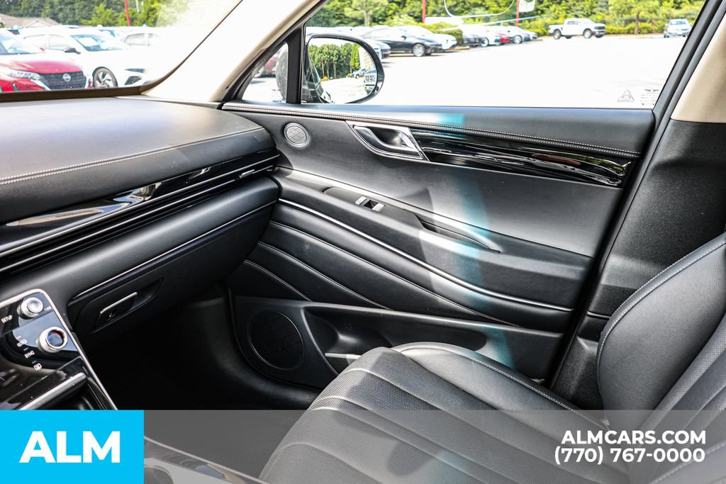 Used 2025 Genesis GV80 2.5T Standard AWD/4WD image 45