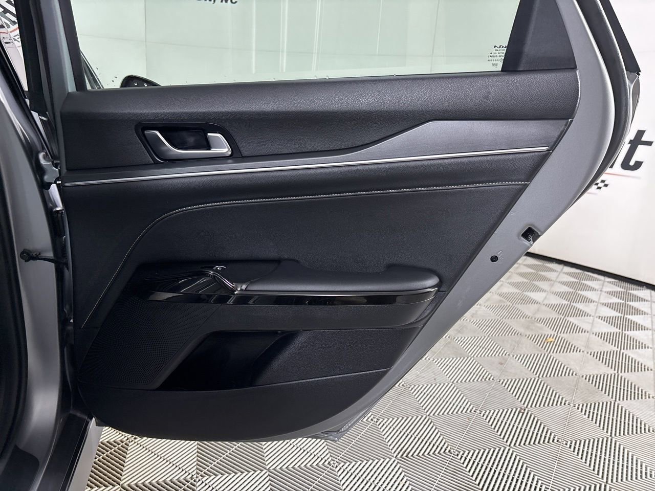 Used 2025 Kia K5 GT-Line image 24