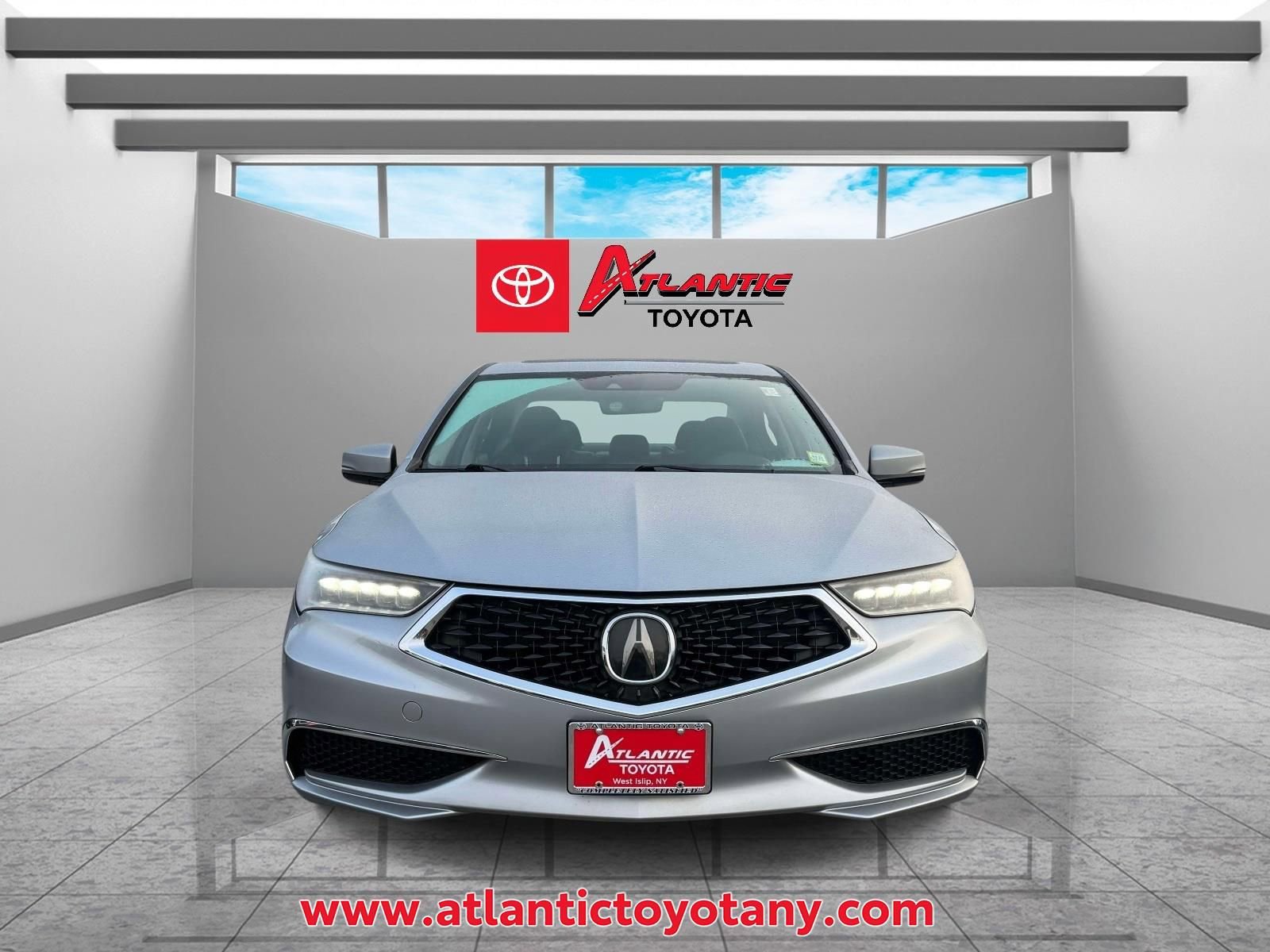 Used 2020 Acura TLX FWD image 2