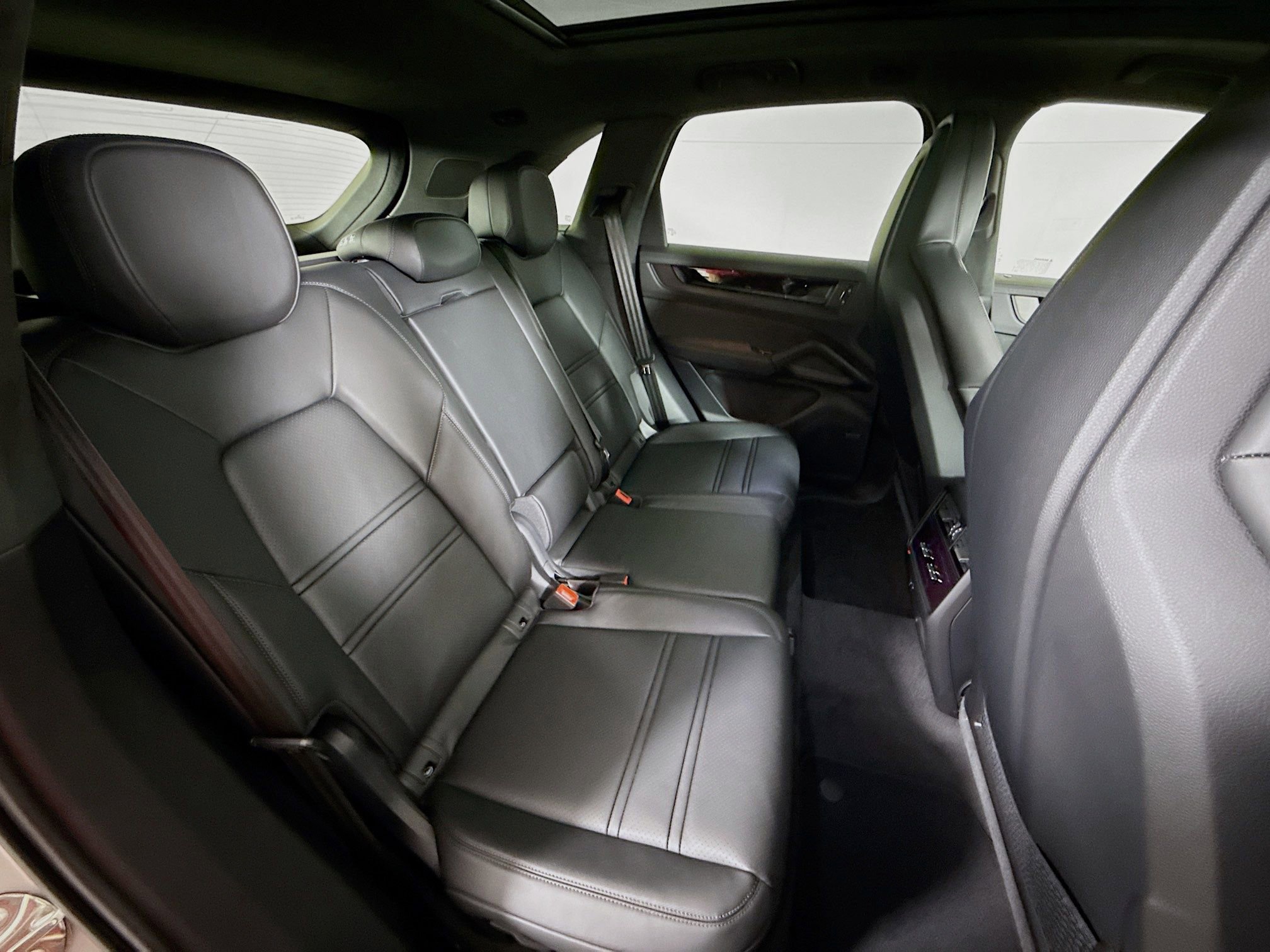 Certified 2026 Porsche Cayenne GTS image 21