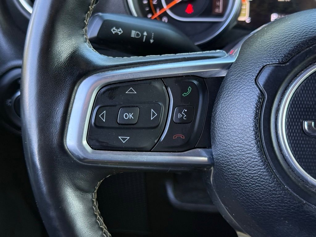 Used 2019 Jeep Wrangler Unlimited Sahara AWD/4WD image 29