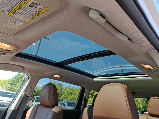 Used 2019 Subaru Ascent Touring w/ Popular Package #2 AWD/4WD image 15