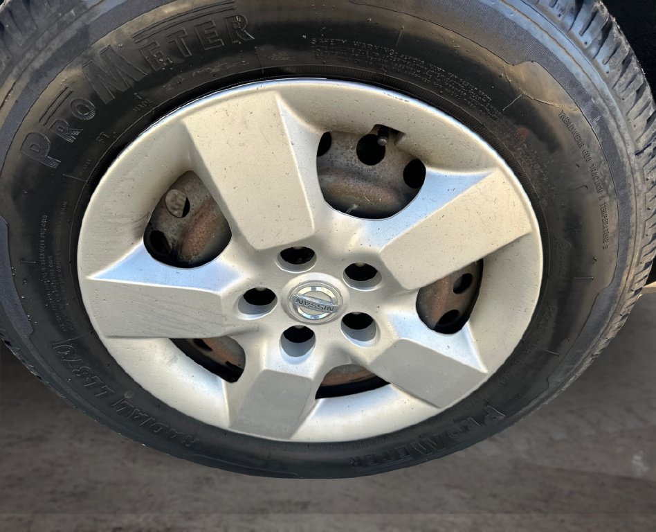 Used 2012 Nissan Rogue S AWD/4WD image 17
