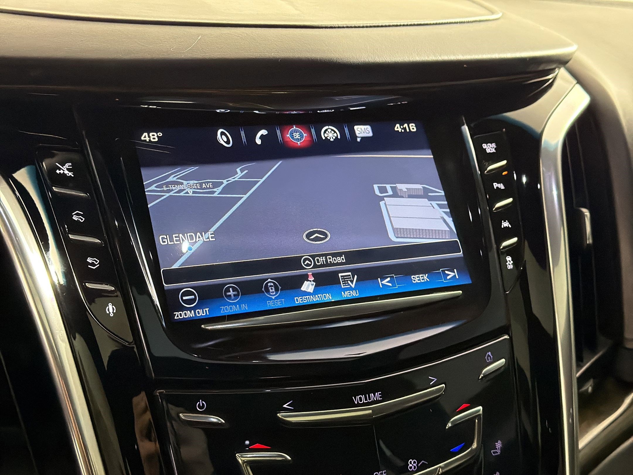 Used 2016 Cadillac Escalade Platinum image 25