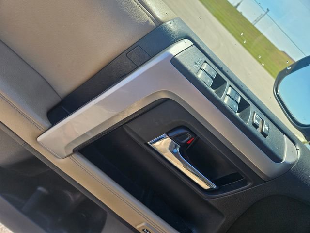 Used 2017 Toyota 4Runner Limited AWD/4WD image 11