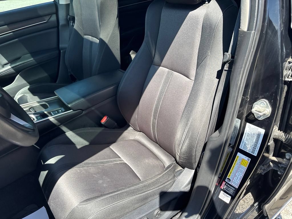 Used 2018 Honda Accord EX image 55