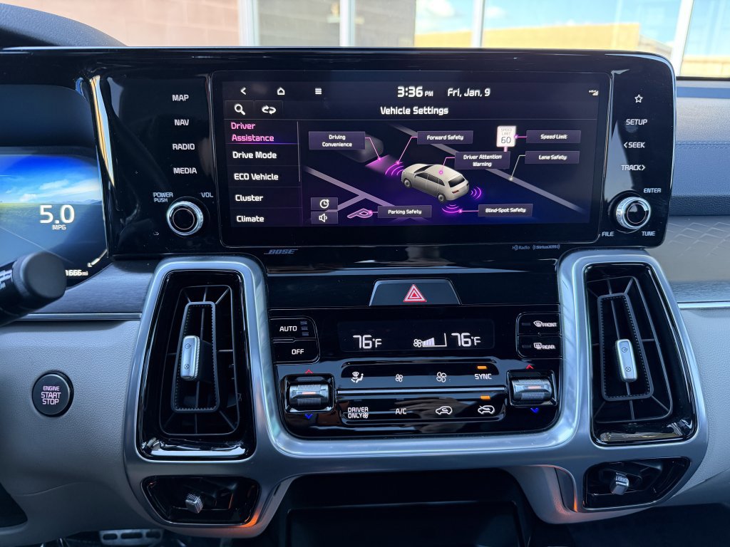 Used 2023 Kia Sorento SX Prestige image 23