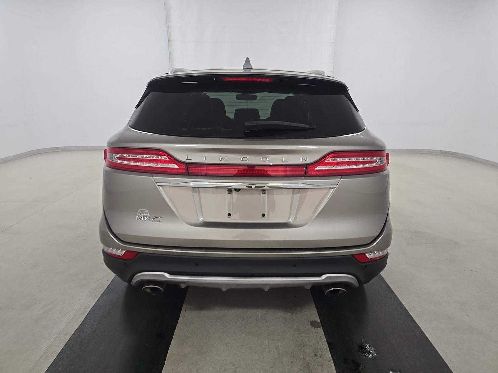 Used 2019 Lincoln MKC Premiere FWD image 7