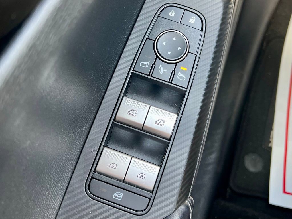 Used 2024 Mitsubishi Outlander SE image 26