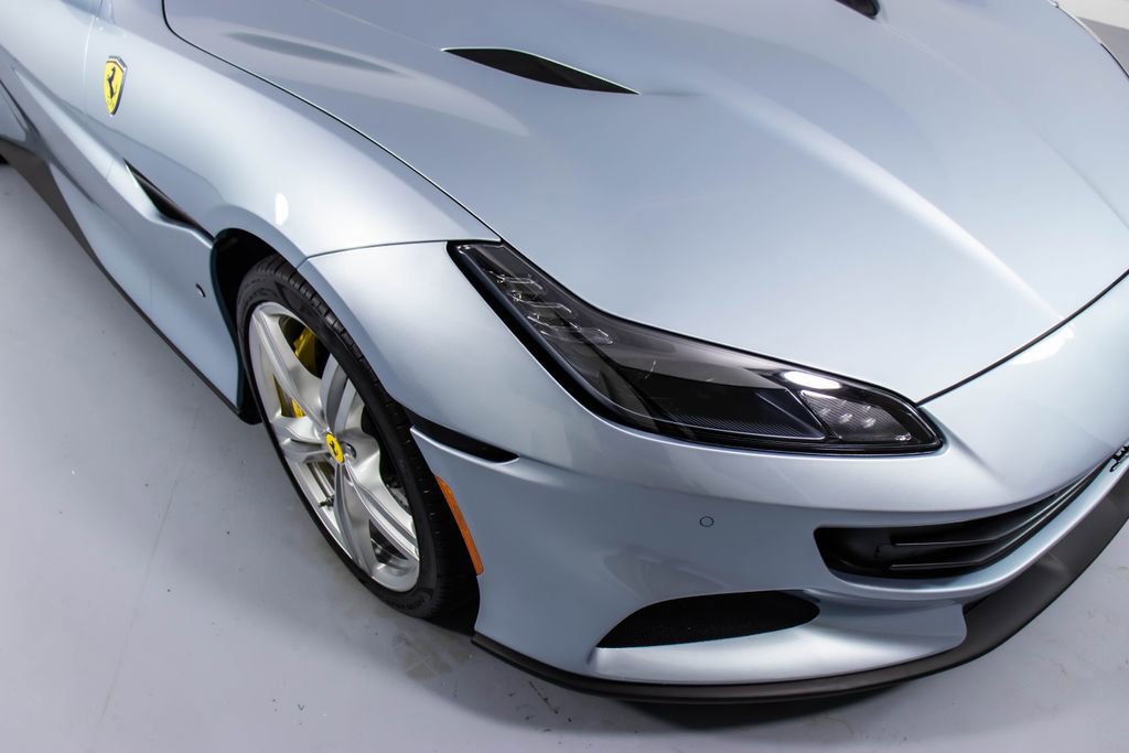 Certified 2022 Ferrari Portofino M RWD image 12