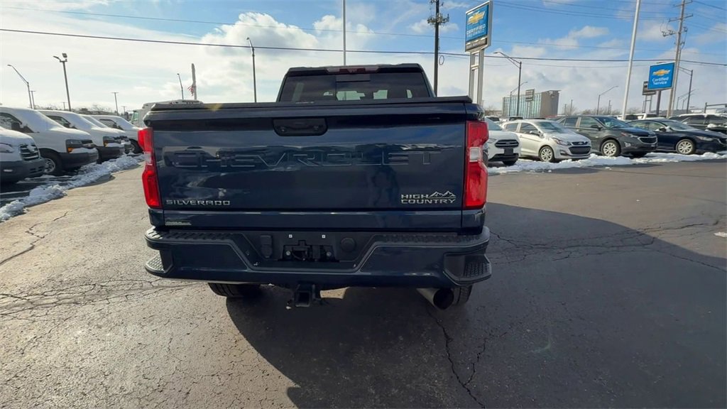 Used 2020 Chevrolet Silverado 3500 High Country w/ Z71 Off-Road Package image 7