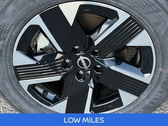 Used 2026 Nissan Kicks SV image 12