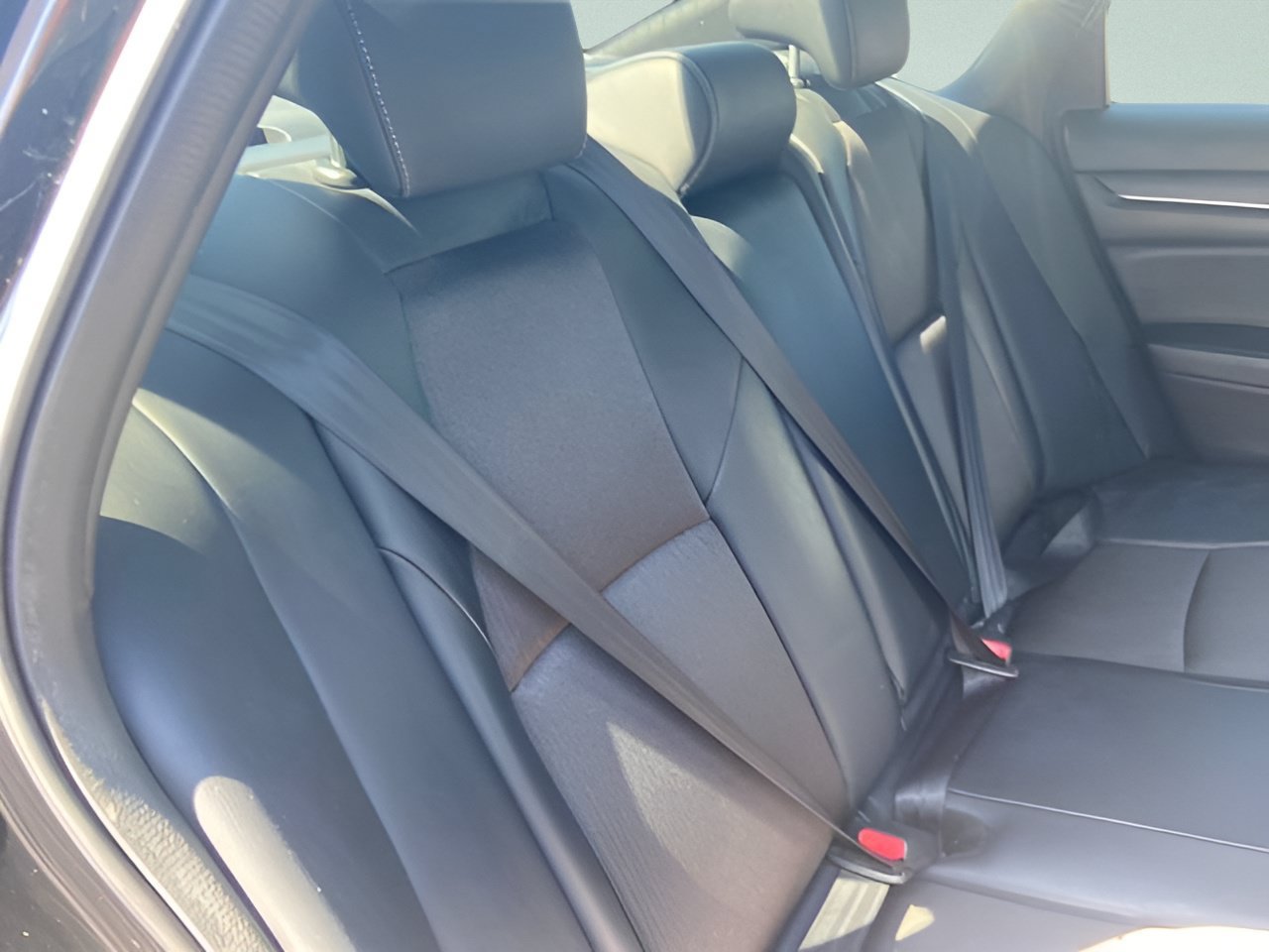 Certified 2018 Honda Accord Sport image 15