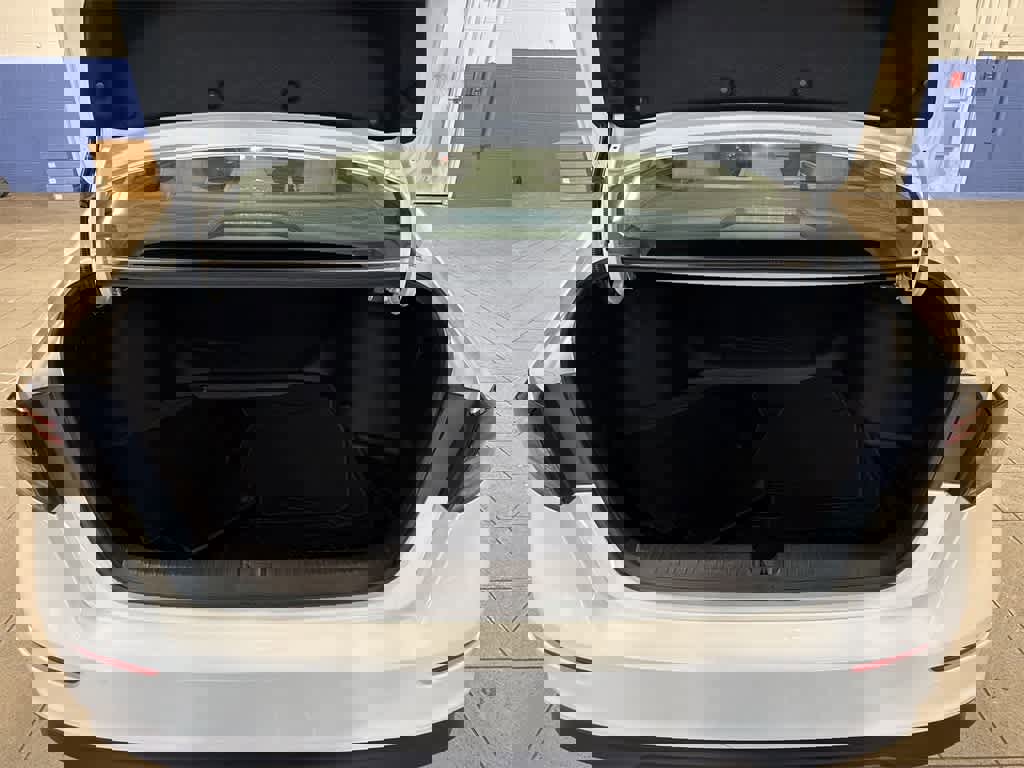 Used 2024 Honda Accord LX image 11