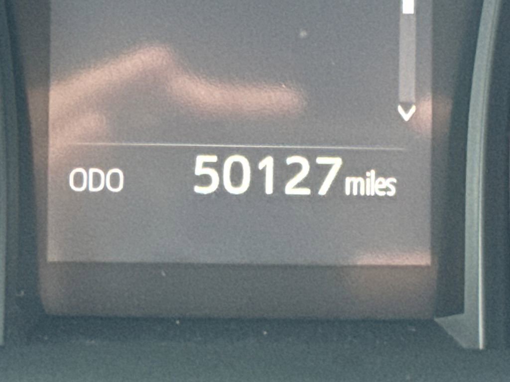 Used 2018 Toyota Camry SE image 16