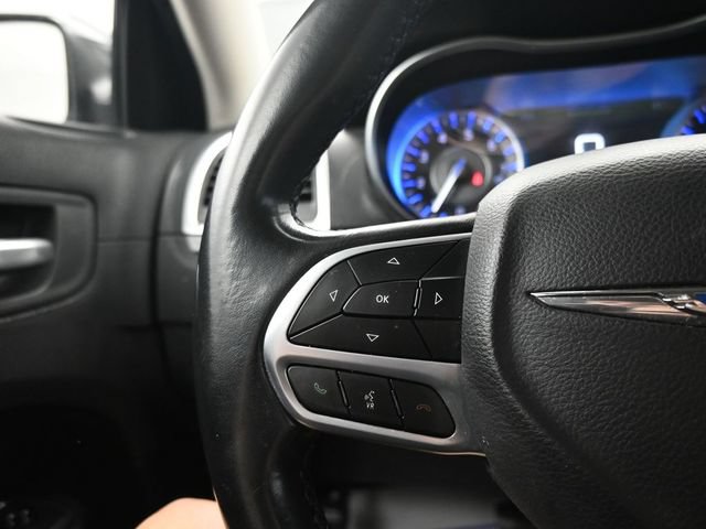 Used 2019 Chrysler 300 Touring w/ Sport Appearance Package RWD image 14