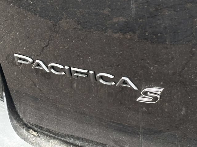 New 2027 Chrysler Pacifica Limited w/ S Appearance Package AWD/4WD image 39