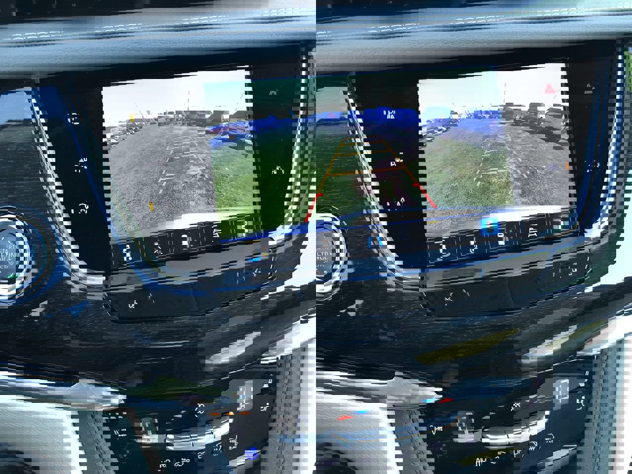 Used 2023 Cadillac XT6 Premium Luxury w/ Technology Package image 22