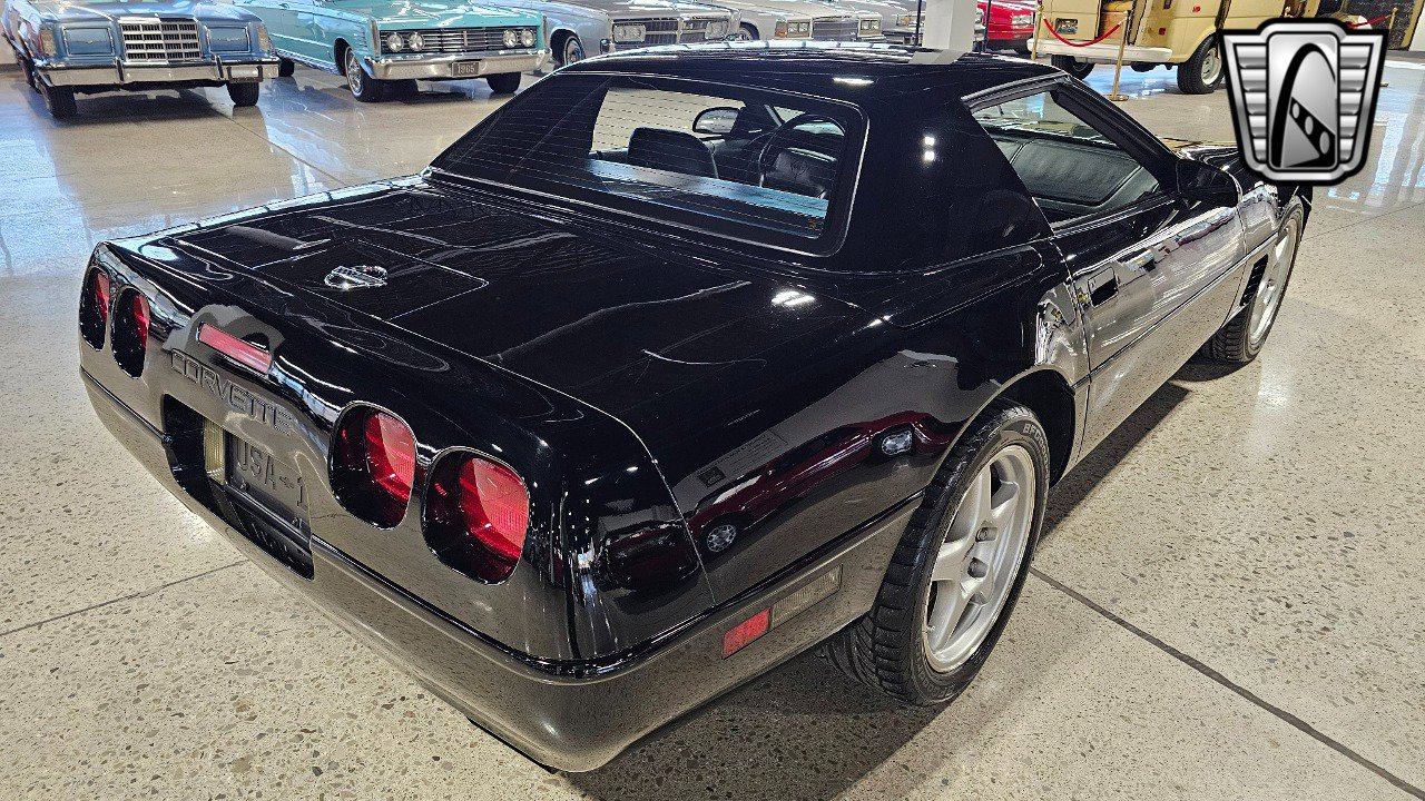 Used 1994 Chevrolet Corvette Convertible image 4