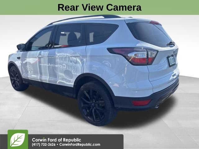 Used 2018 Ford Escape SE w/ SE Sport Appearance Package AWD/4WD image 8