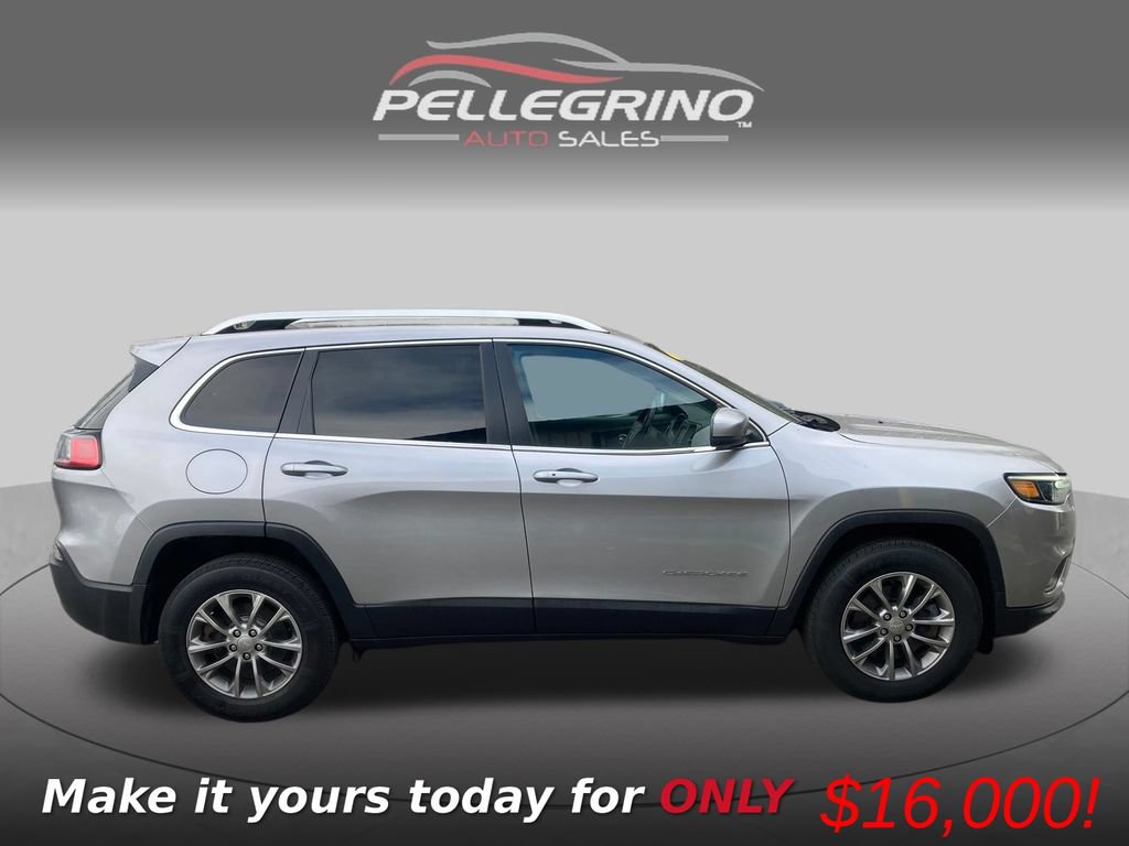 Used 2019 Jeep Cherokee Latitude Plus w/ Cold Weather Group AWD/4WD image 8
