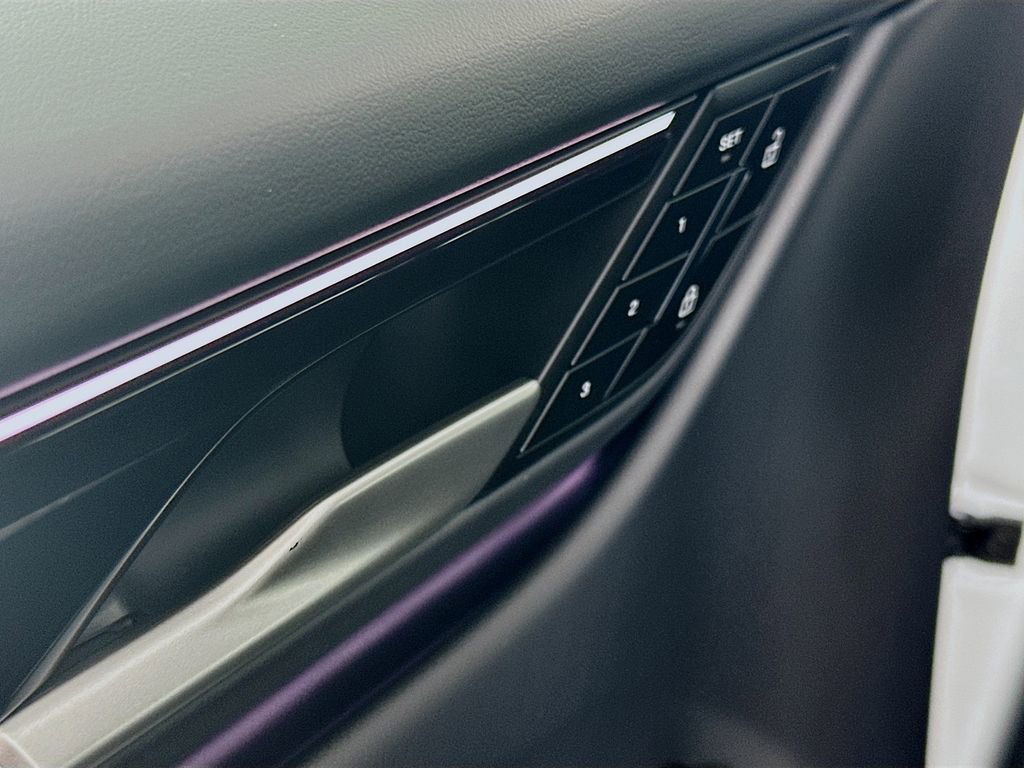 Certified 2024 Porsche Macan 4 Electric image 20