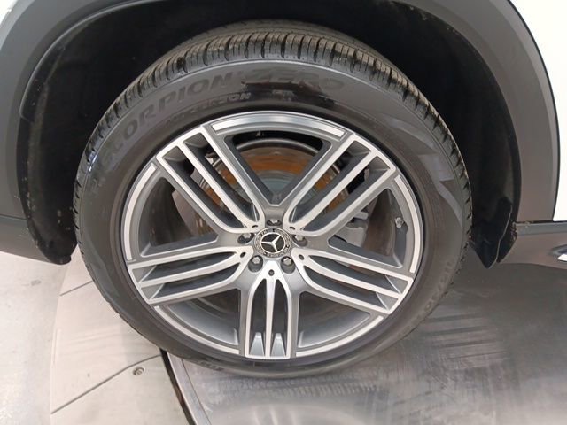 Used 2025 Mercedes-Benz GLS 450 4MATIC image 63