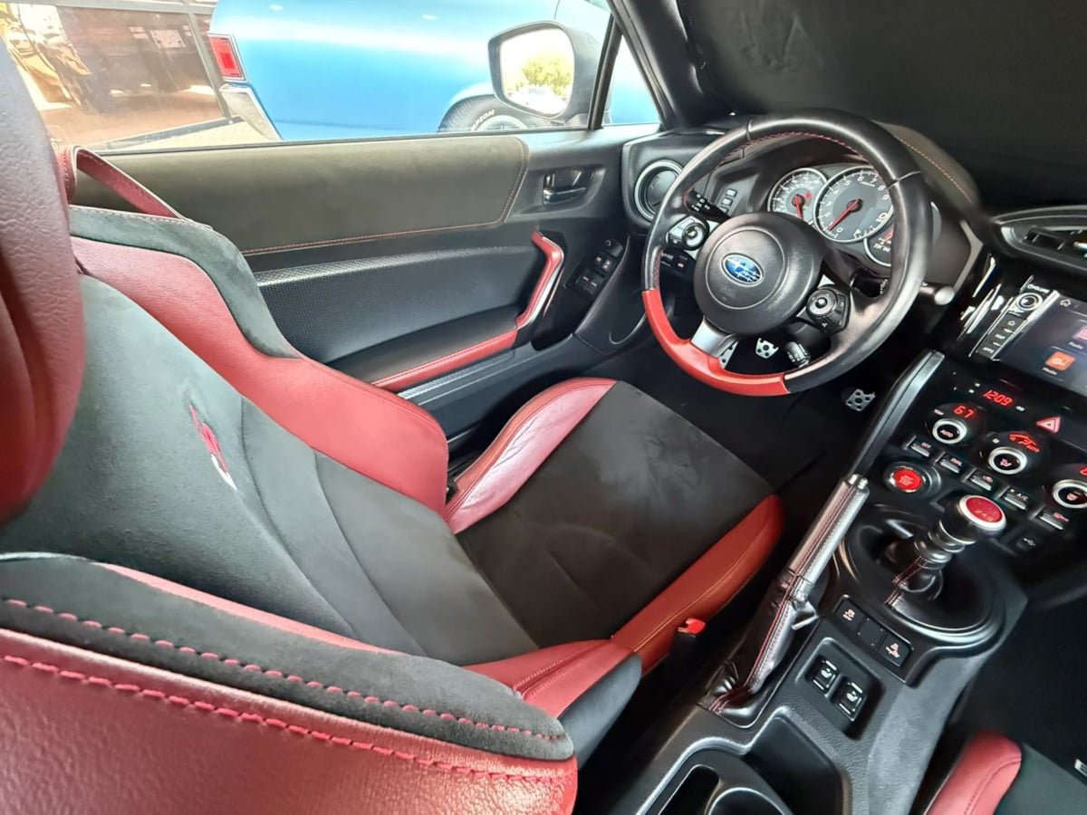 Used 2018 Subaru BRZ tS w/ Popular Package #3 RWD image 43