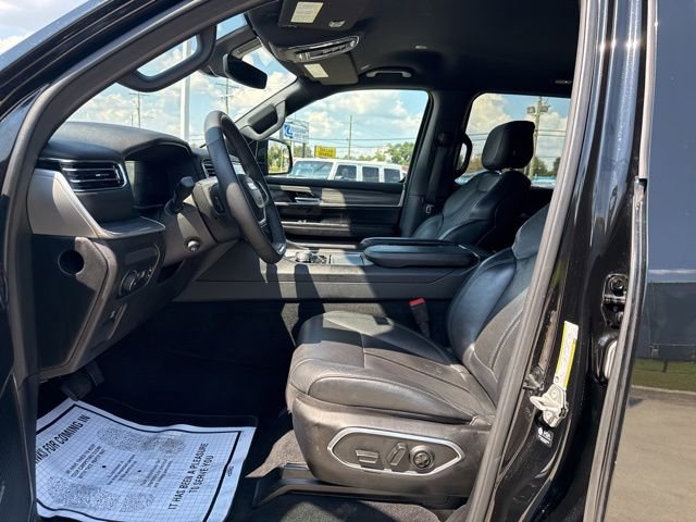 Used 2023 Jeep Wagoneer L Series II image 28