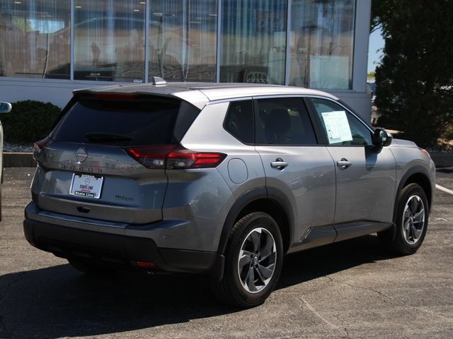 Certified 2024 Nissan Rogue SV AWD/4WD image 10