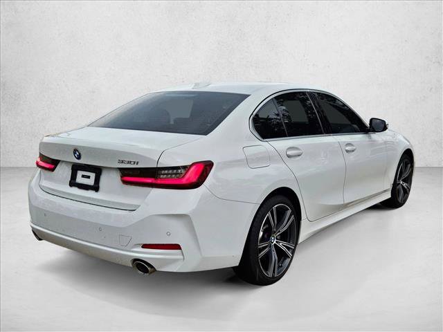 Used 2024 BMW 330i Sedan w/ Premium Package image 5