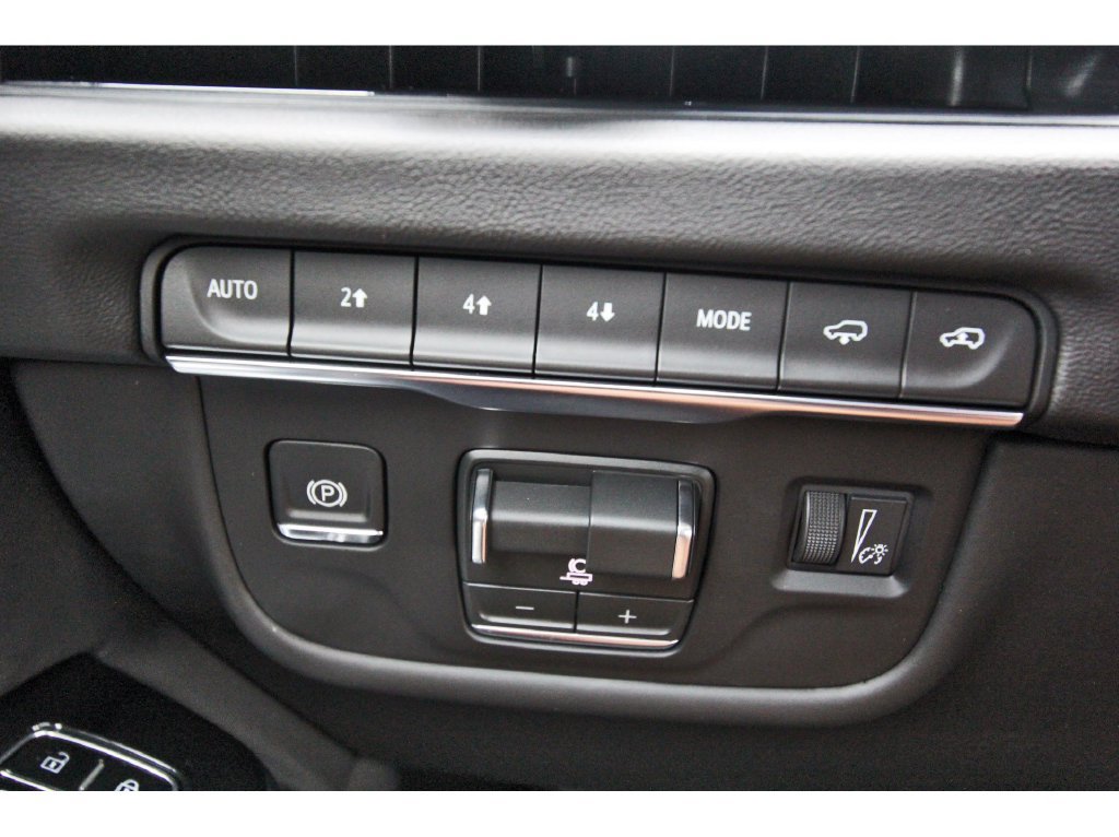 New 2026 Cadillac Escalade ESV Sport w/ Touring Package AWD/4WD image 15